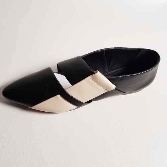 Mercedes Castillo Leather Shoes - Picture 2 of 10